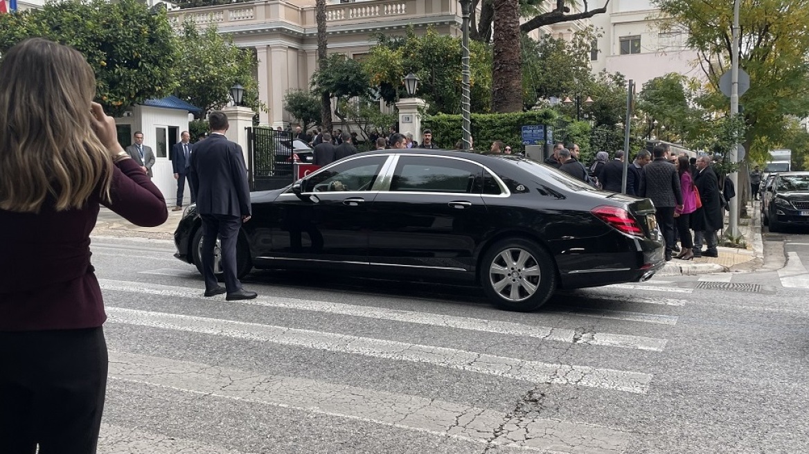 Φωτογραφίες: Η υπερπολυτελής θωρακισμένη Mercedes που μετέφερε τον Ερντογάν στην Αθήνα