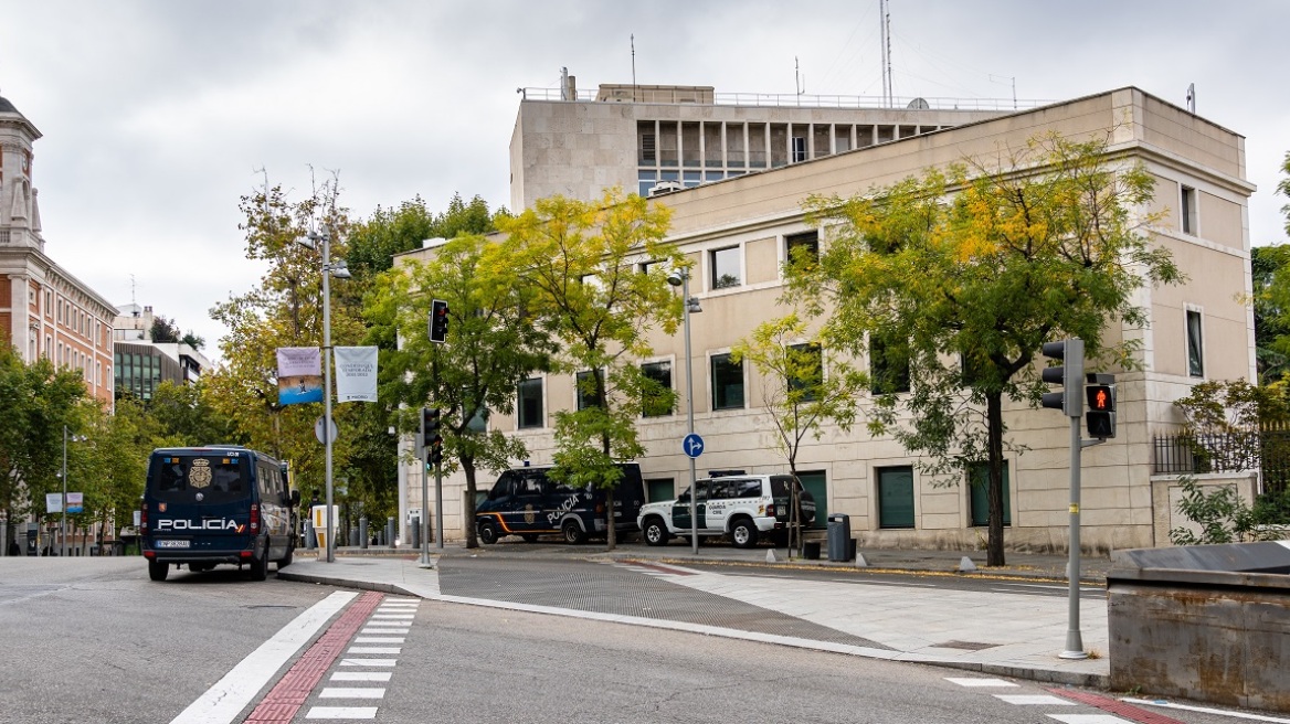 Ισπανία: Απέλασε δύο μέλη της αμερικανικής πρεσβείας - Κατηγορούνται πως δωροδόκησαν τις μυστικές υπηρεσίες 