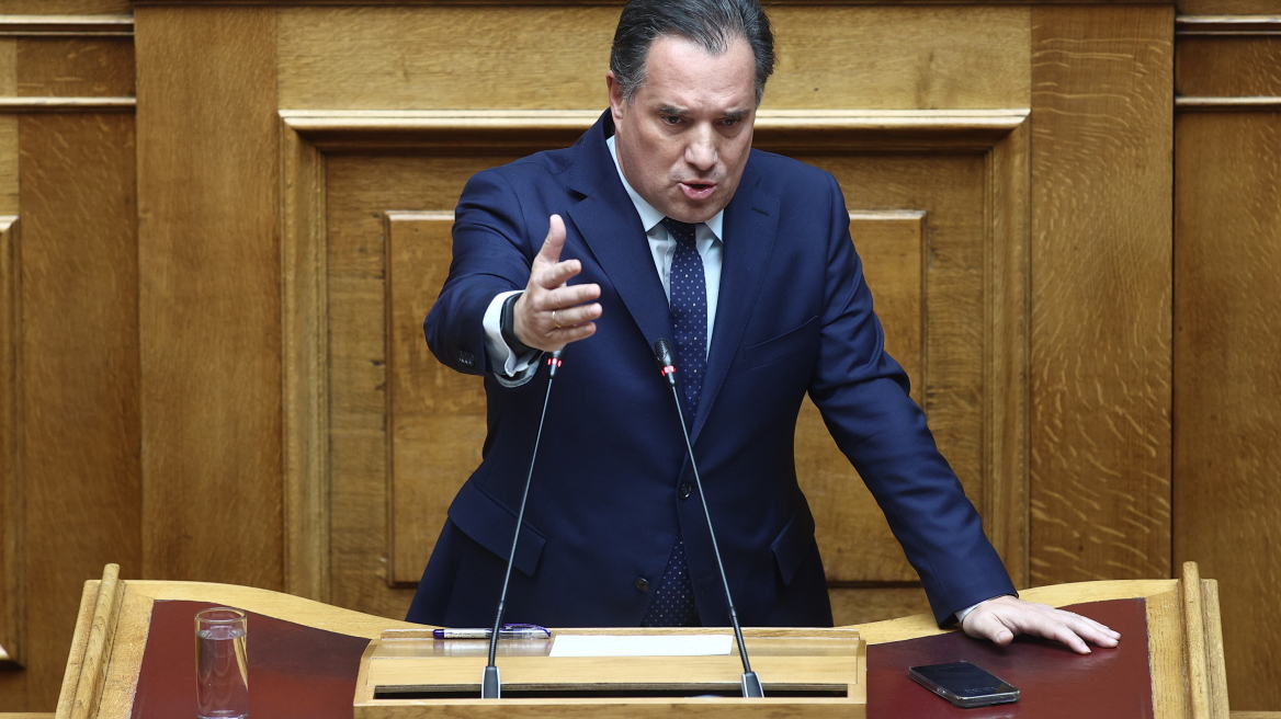 Σύγκρουση Γεωργιάδη με Σπαρτιάτες: «O πατριωτισμός σας αξίζει 40 χιλ. ευρώ»