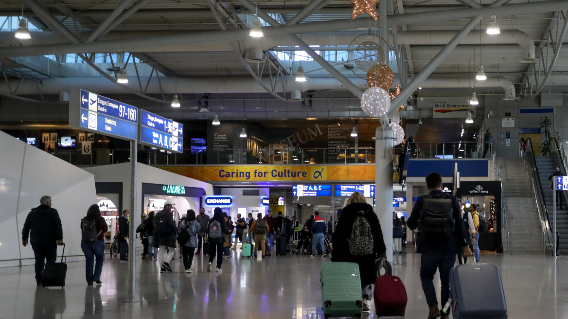 Ρεκόρ όλων των εποχών στα ελληνικά αεροδρόμια: Διακινήθηκαν σχεδόν 70 εκατ. επιβάτες το 11μηνο