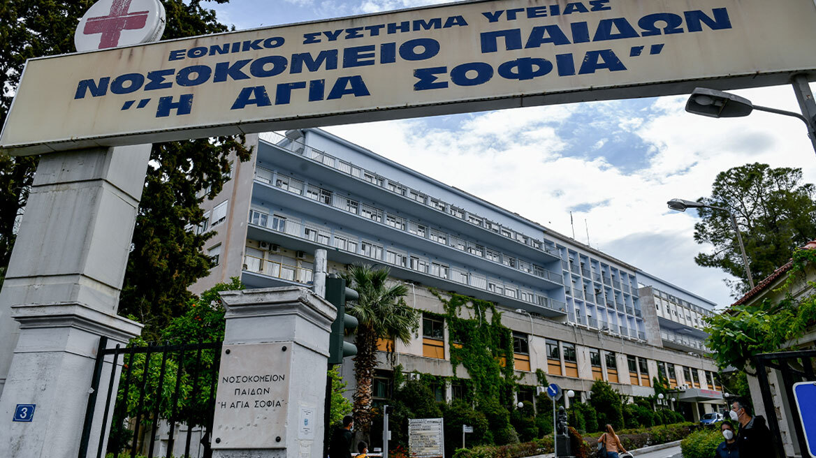 Άρτα: Επτάωρο χειρουργείο για τον 14χρονο που κατέρρευσε ενώ έλεγε τα κάλαντα