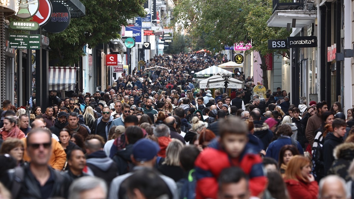 Εορταστικό ωράριο: Ανοιχτά τα καταστήματα την Τετάρτη - Πώς θα λειτουργήσουν μέχρι την Πρωτοχρονιά