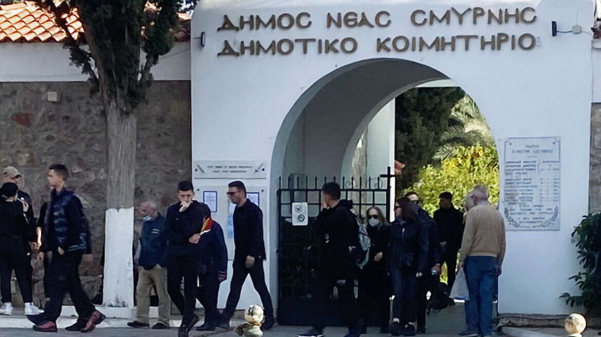 Νέα Σμύρνη: Ο 18χρονος απολογήθηκε για τη δολοφονία του αδερφού του που κηδεύτηκε την ίδια ώρα