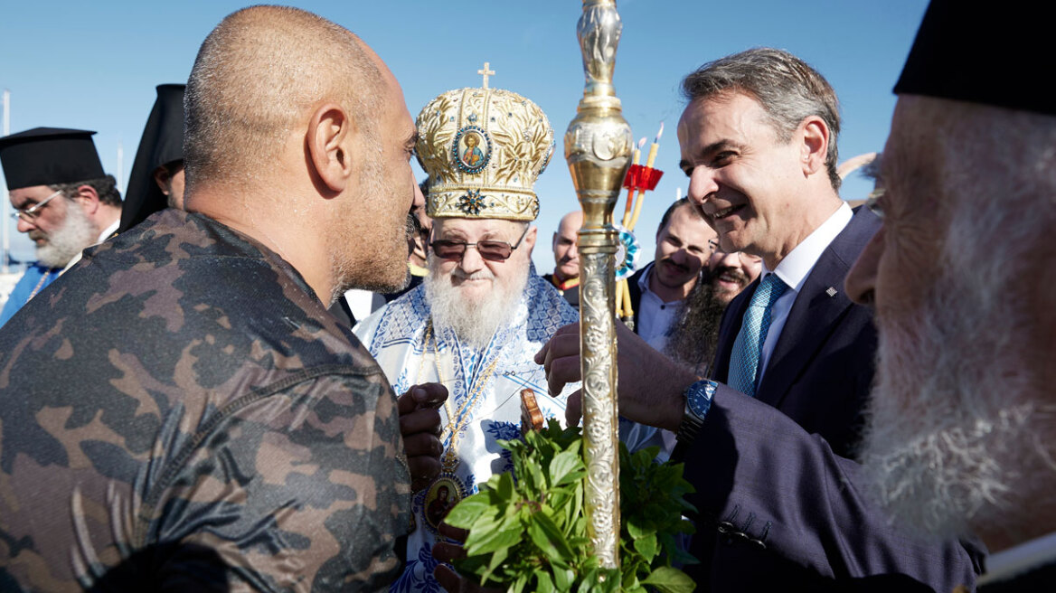 Μήνυμα Μητσοτάκη από τα Χανιά: Θα αντιμετωπίσουμε την εισαγόμενη ακρίβεια και τις γεωπολιτικές κρίσεις