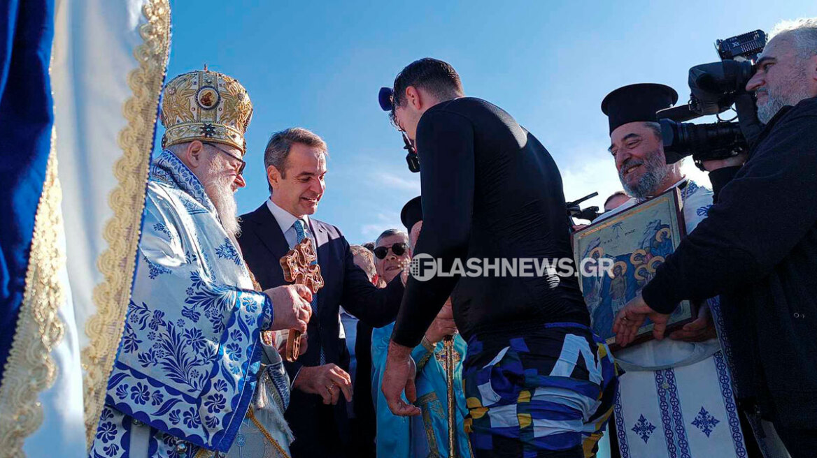 Κυριάκος Μητσοτάκης: Στα Χανιά για τη Θεία Λειτουργία των Θεοφανίων και τον αγιασμό των υδάτων