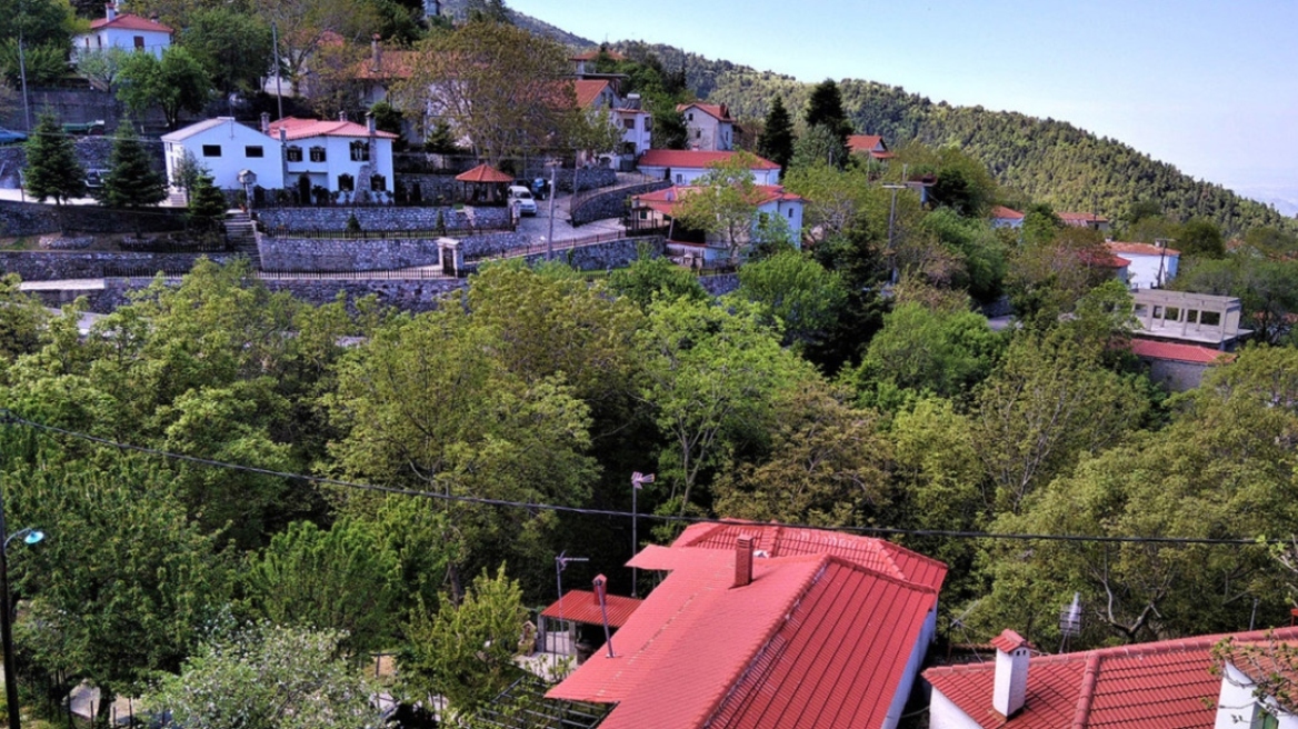 Λάρισα: Κυνηγός τραυματίστηκε στη Σπηλιά Κισσάβου - Γλίστρησε και εκπυρσοκρότησε το όπλο του