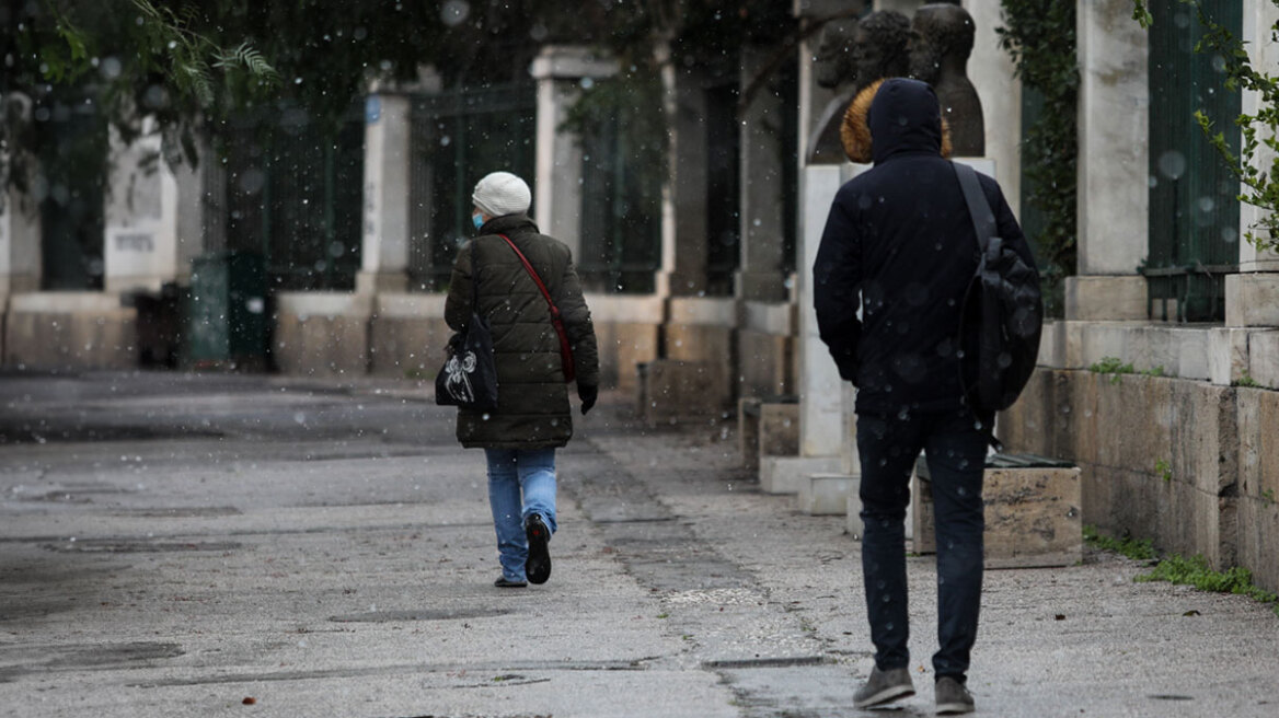 Μετά τις βροχές και τον αέρα, έρχεται ψύχος από την Ουκρανία - Χιόνια και στην Αττική βλέπει ο Τσατραφύλλιας