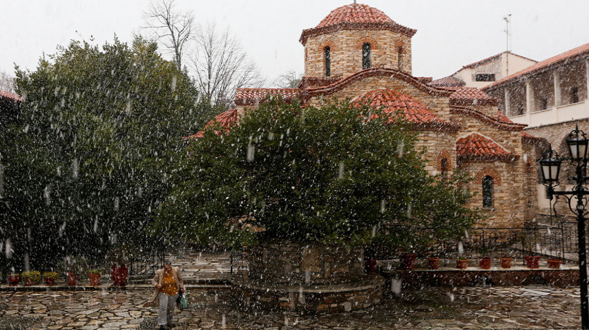 Κακοκαιρία: Σαββατοκύριακο με τσουχτερό κρύο - Σε ποιες περιοχές της Αττικής αναμένονται χιόνια 