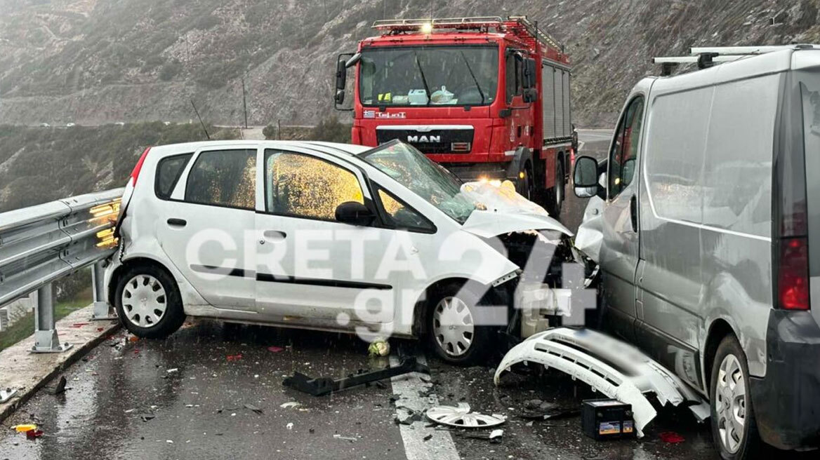 Κρήτη: Μάχη για τη ζωή του δίνει δίχρονο αγοράκι μετά από τροχαίο - Νοσηλεύεται διασωληνωμένο  (φωτογραφίες)