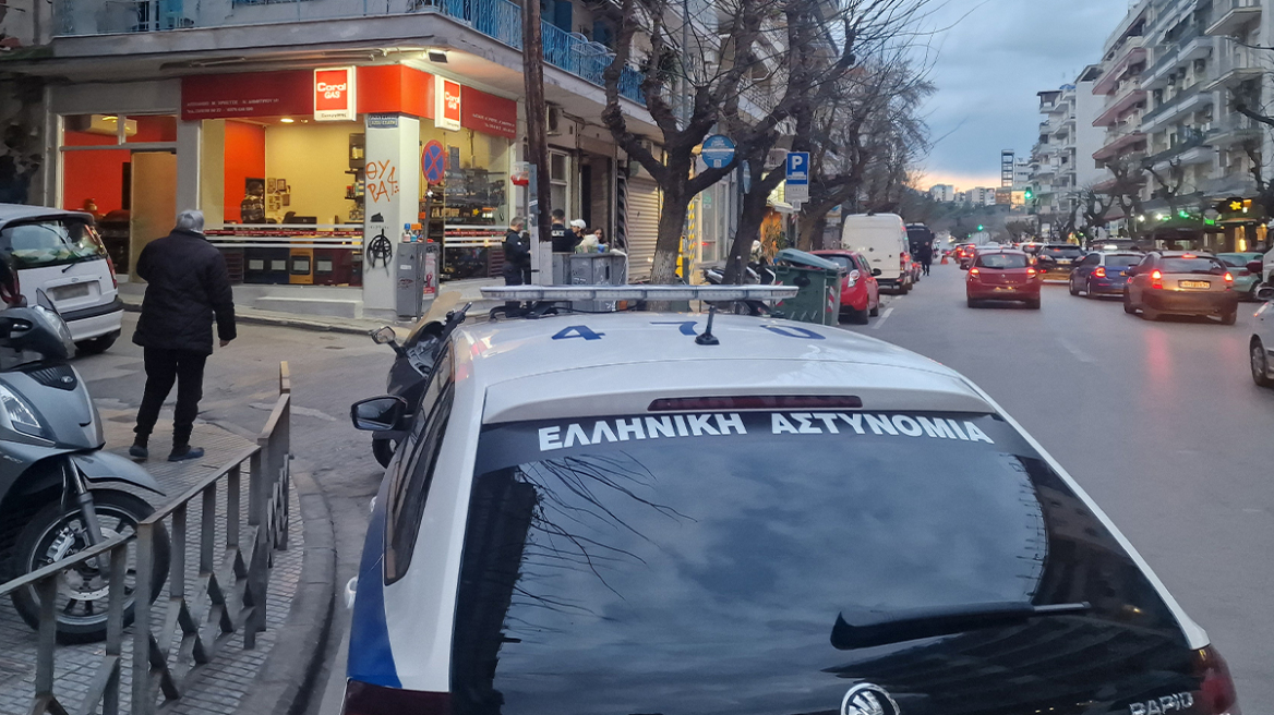 Θεσσαλονίκη: Σορός γυναίκας εντοπίστηκε σε διαμέρισμα - Ο αδερφός της έμενε επί μέρες μαζί της