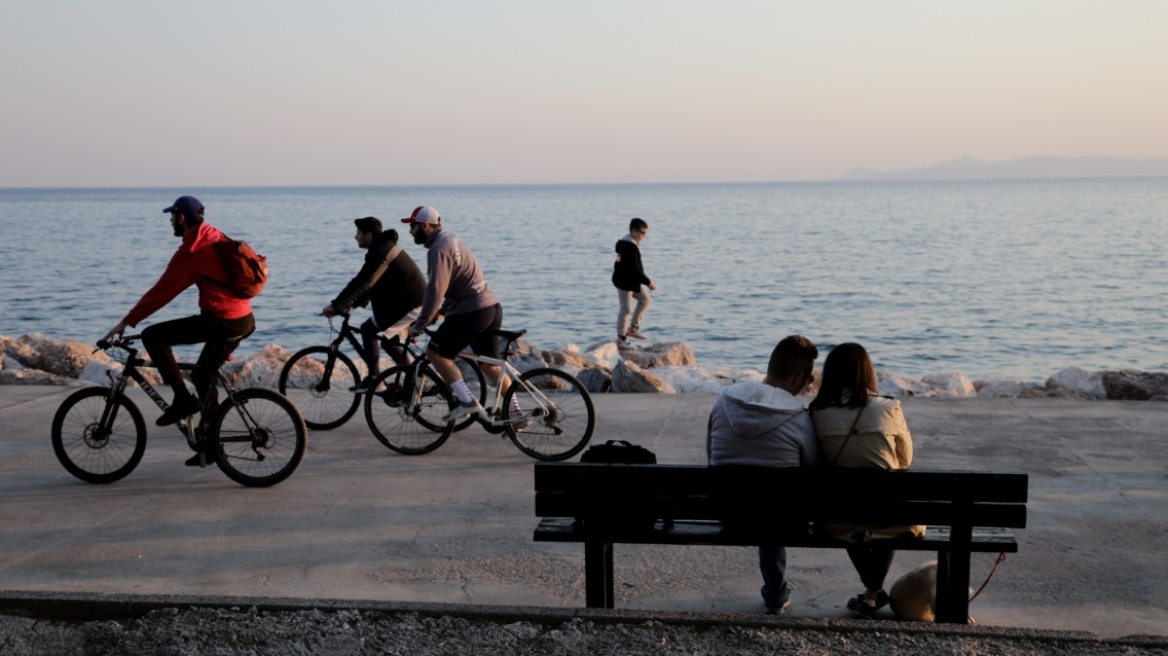  Καιρός: Ανεβαίνει η θερμοκρασία και έρχονται συνθήκες Άνοιξης από την Κυριακή