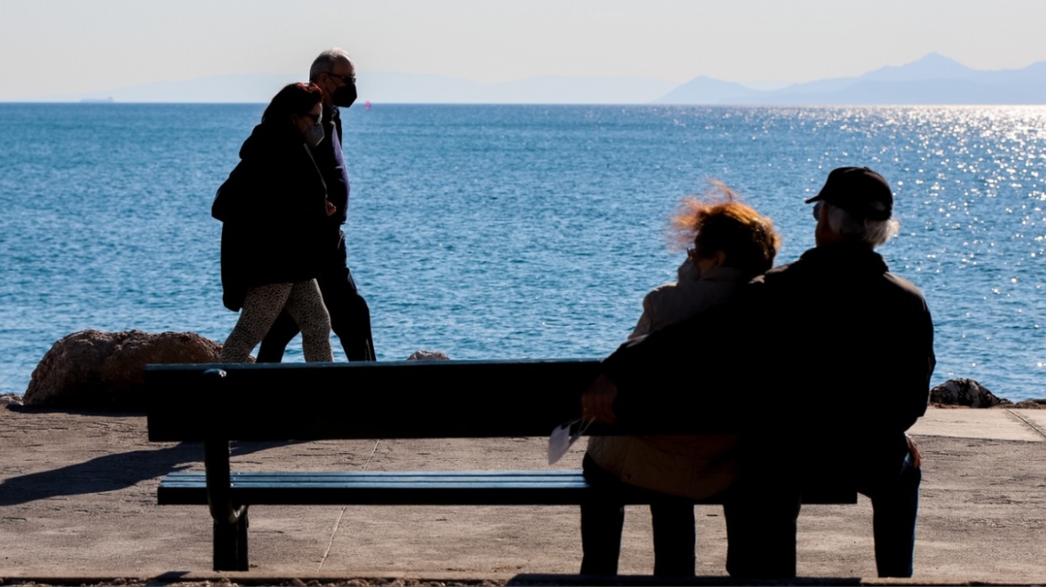 Καιρός:  Ανοιξιάτικο διάλειμμα στην καρδιά του χειμώνα - Τους 16 βαθμούς θα φτάσει σήμερα ο υδράργυρος