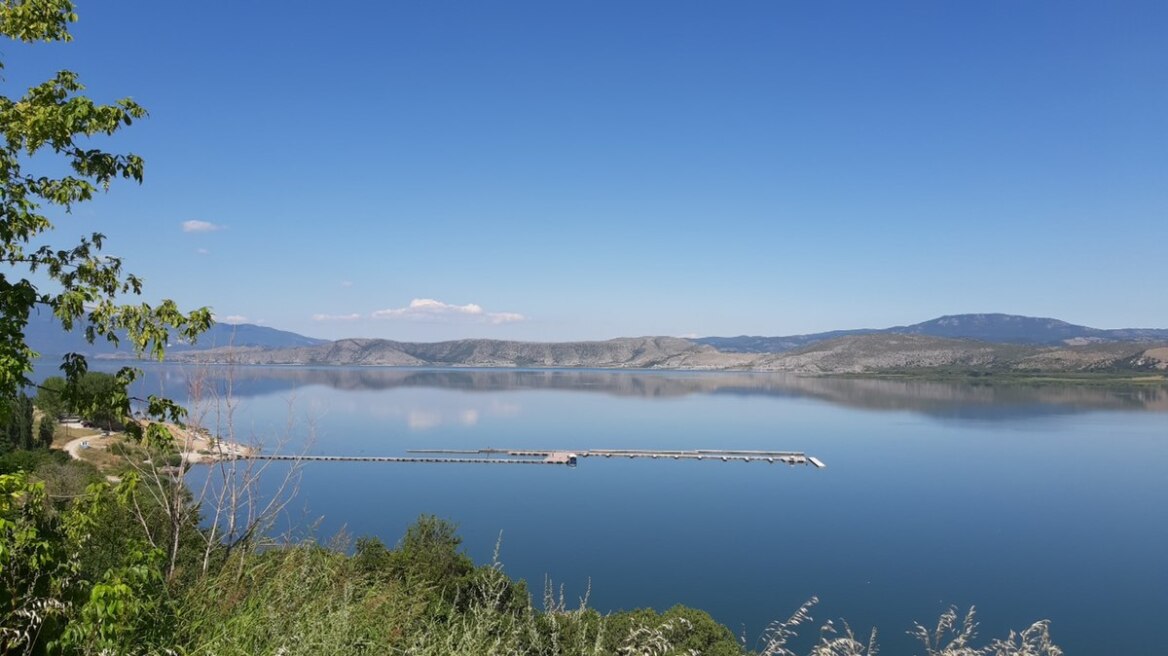 Φλώρινα: Βρέθηκε η σορός του ψαρά που είχε εξαφανιστεί στη λίμνη Βεγορίτιδα