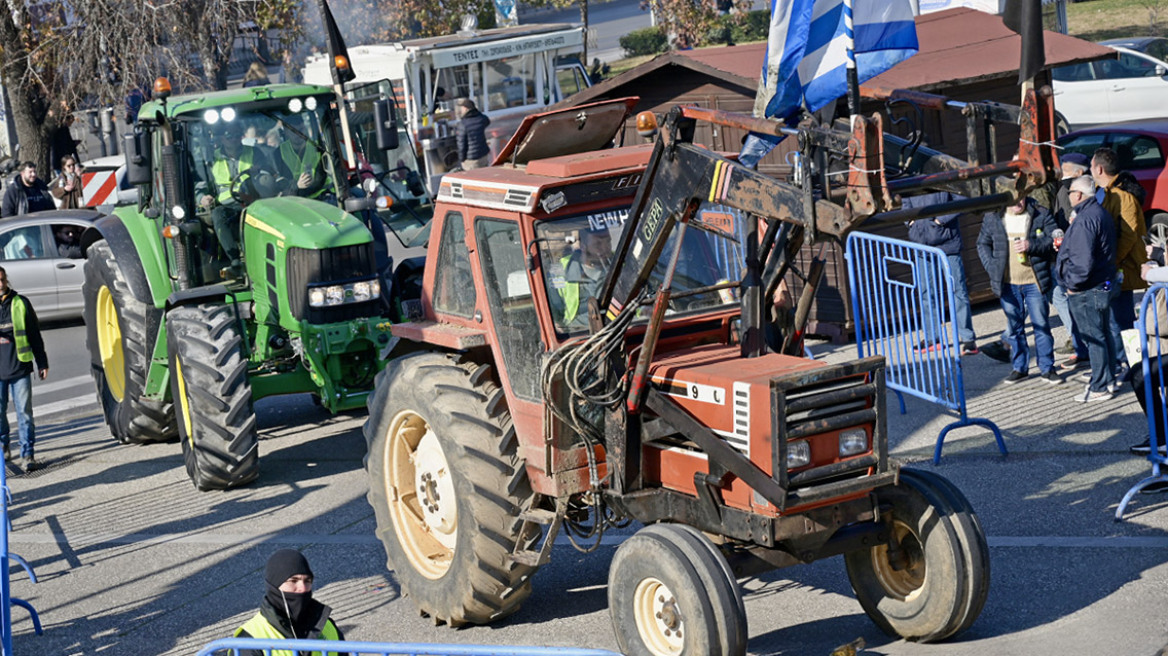  Αγροτικές κινητοποιήσεις: Την Τρίτη στη Νίκαια οι αποφάσεις για τα επόμενα βήματα