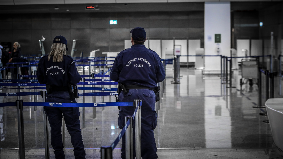 Χειροπέδες σε ράπερ στο «Ελευθέριος Βενιζέλος» για κλοπή