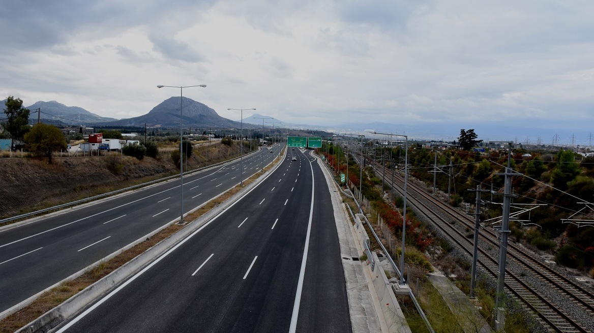 Κυκλοφοριακές ρυθμίσεις στην Αθηνών-Κορίνθου και στην Αθηνών-Λαμίας λόγω μεταφοράς ανεμογεννητριών