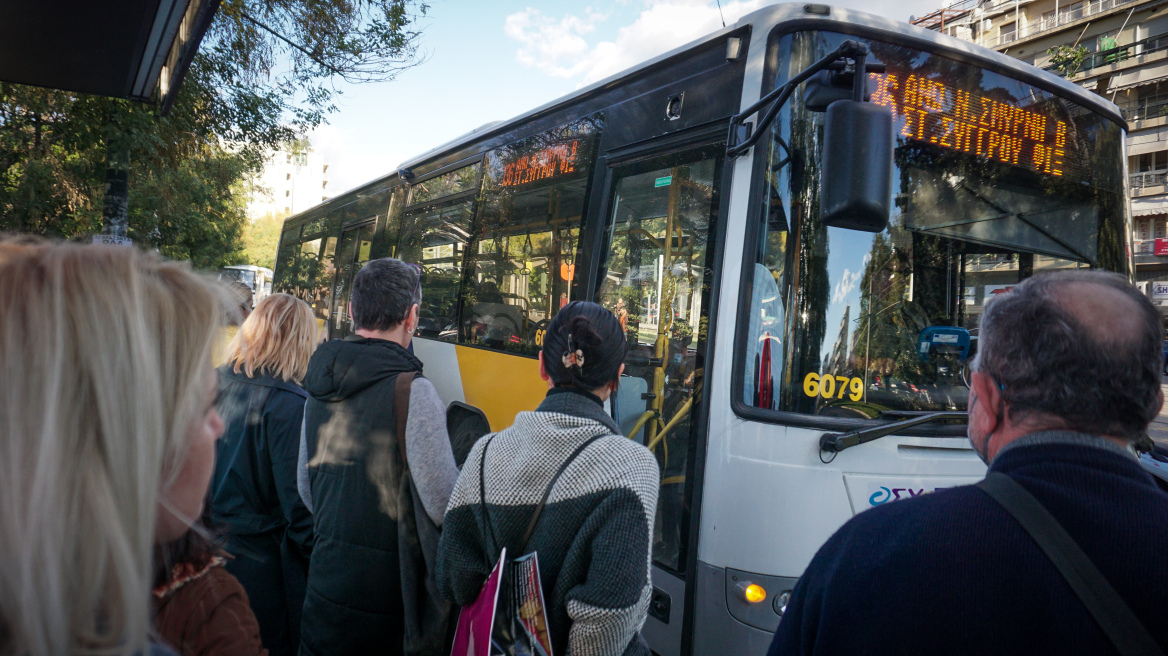 ΟΑΣΑ: Έρχονται 500 νέες «έξυπνες στάσεις» και ανέπαφη επιβίβαση με τραπεζική κάρτα