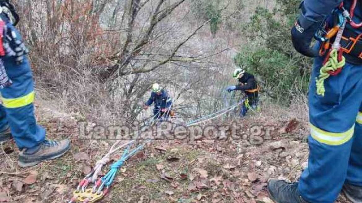 Τραγωδία στην Ευρυτανία: 46χρονος μοτοσυκλετιστής έπεσε σε γκρεμό τα ξημερώματα - Εντοπίστηκε νεκρός το πρωί