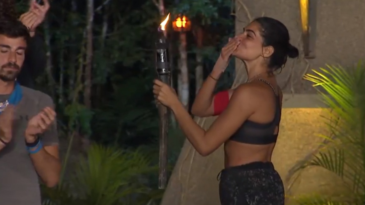 Survivor 2024: Με φιλάκια αποχώρησε η Ζωή Ασουμανάκη - Δείτε βίντεο