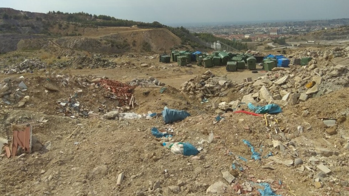 Θεσσαλονίκη: Έριχνε μπάζα σε δάσος για 13 χρόνια - Δικογραφία και για 68χρονο που έκανε τα... στραβά μάτια