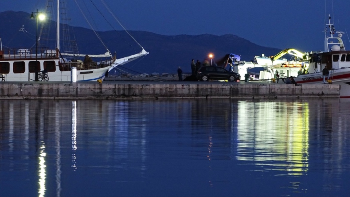 Άγριος καυγάς αλλοδαπών στο λιμάνι της Καρύστου κατέληξε σε μαχαίρωμα - Ένας τραυματίας, μία σύλληψη