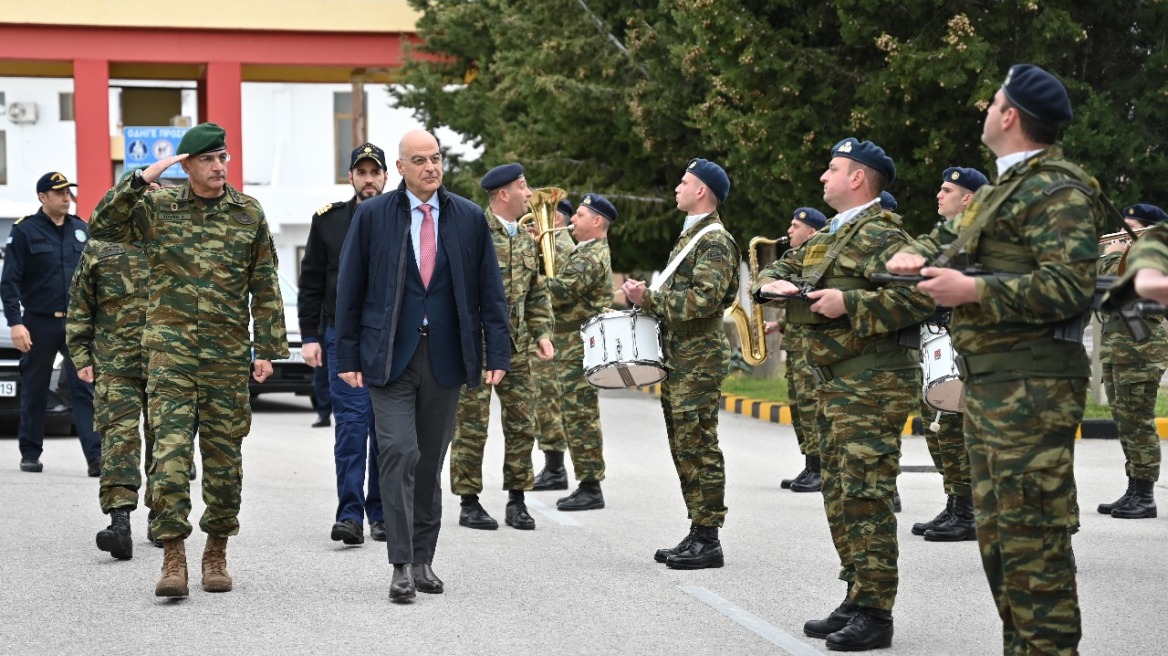 Δένδιας από τη Ρόδο: Η ενίσχυση της αποτρεπτικής ισχύος των Ενόπλων Δυνάμεων αποτελεί απόλυτη προτεραιότητα