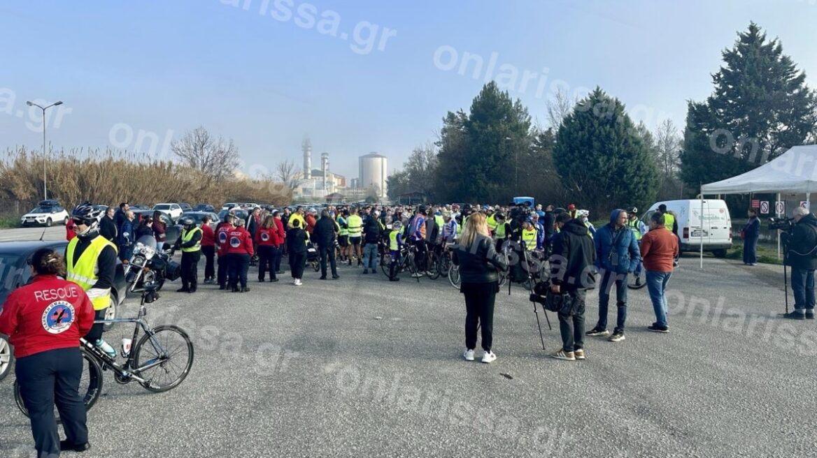 Λάρισα: Σε εξέλιξη ο 1ος Δρόμος Μνήμης για την τραγωδία των Τεμπών 