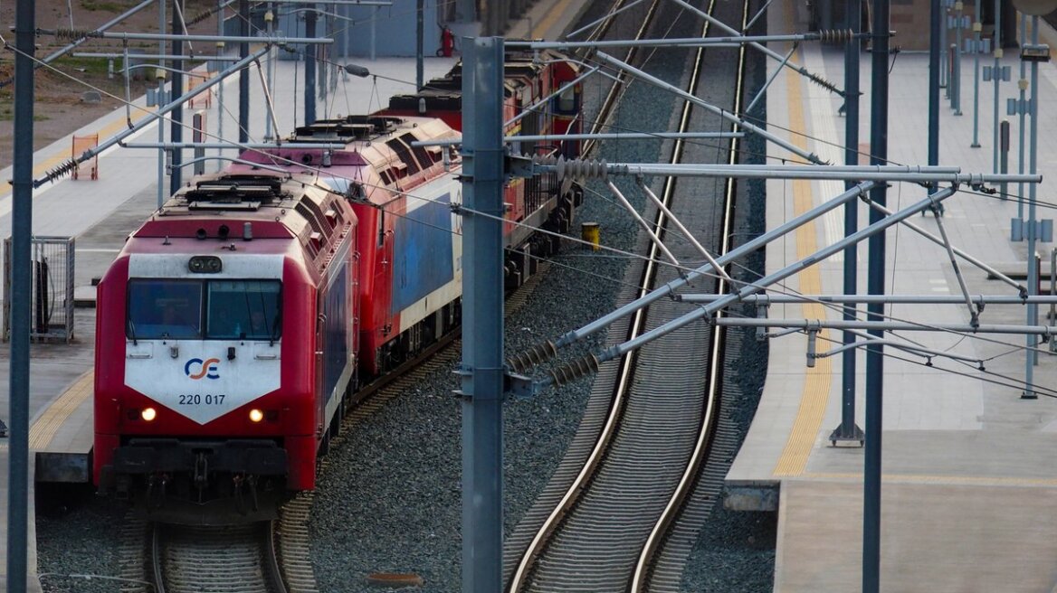 Τερεζάκης για περιστατικό με τρένα στις Αχαρνές: Χωρίς να υποβαθμίζεται η σοβαρότητά του, ας μην υπερβάλλουμε