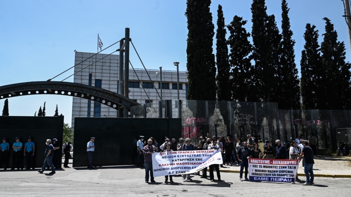 Δεκτή η αγωγή Πιερρακάκη κατά ΑΔΕΔΥ: Παράνομη η απεργία και η αποχή των εκπαιδευτικών από την αξιολόγηση