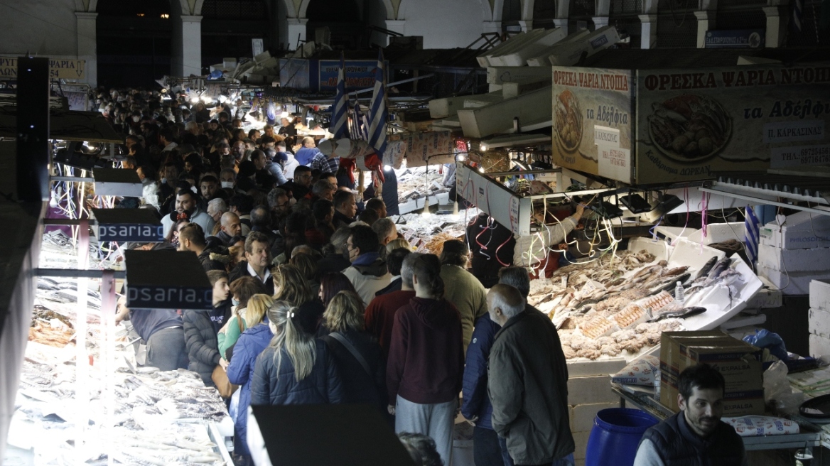 Καθαρά Δευτέρα: Το ωράριο λειτουργίας στη Βαρβάκειο και τα σούπερ μάρκετ