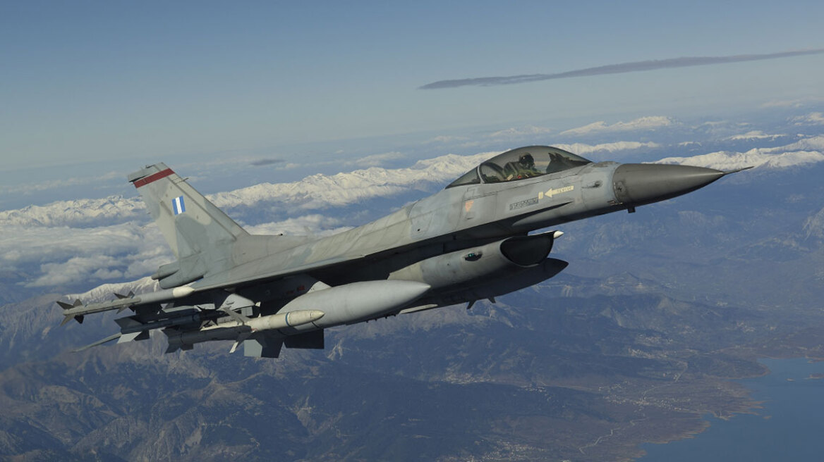 Κατέπεσε F-16 νότια της Χαλκιδικής - Περισυνελέγη σώος ο πιλότος