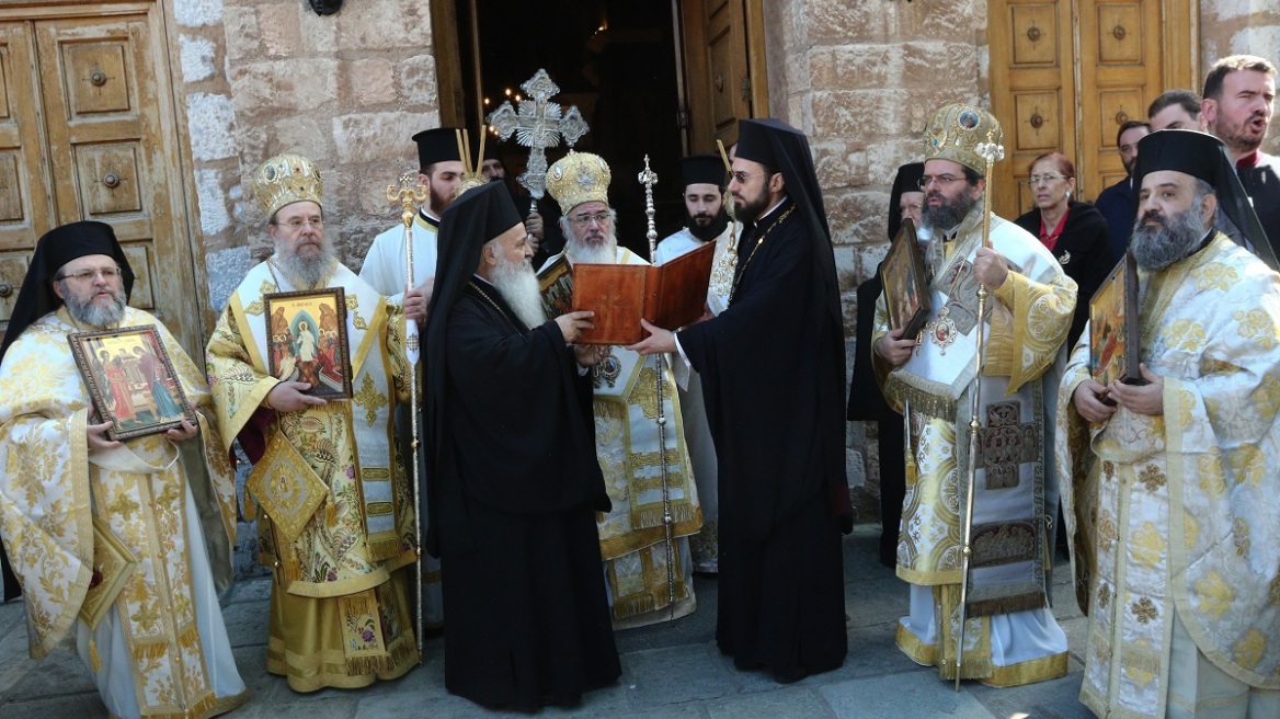 Κυριακή της Ορθοδοξίας: Στη Μονή Πετράκη τίμησε η Εκκλησία την Αναστήλωση των Ιερών Εικόνων