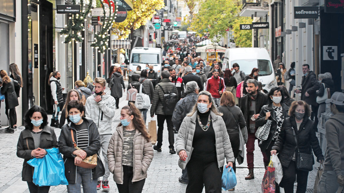 Κορωνοϊός - Tι μας άφησε η πανδημία COVID: Πλαστικό χρήμα, ψηφιακό κράτος και... τέλος  οι αγκαλιές