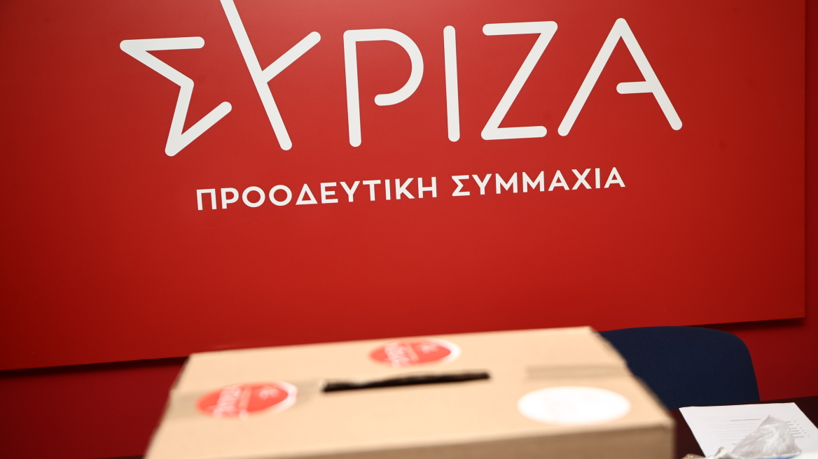 ΣΥΡΙΖΑ: Συνέχεια στις απολύσεις στην Κουμουνδούρου - Παρελθόν υπάλληλος, συγγενικό πρόσωπο του Σκουρλέτη