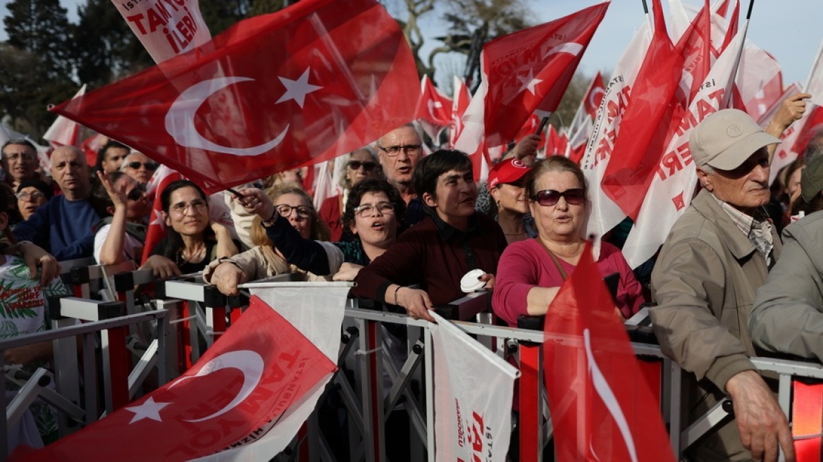 Τουρκία - Δημοτικές εκλογές: Στραμμένα τα βλέμματα στην Κωνσταντινούπολη