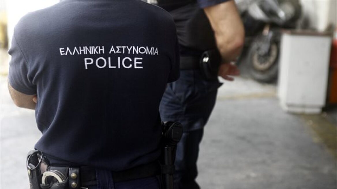 Λήξη συναγερμού για την ύποπτη τσάντα έξω από τράπεζα στη Νέα Ιωνία 