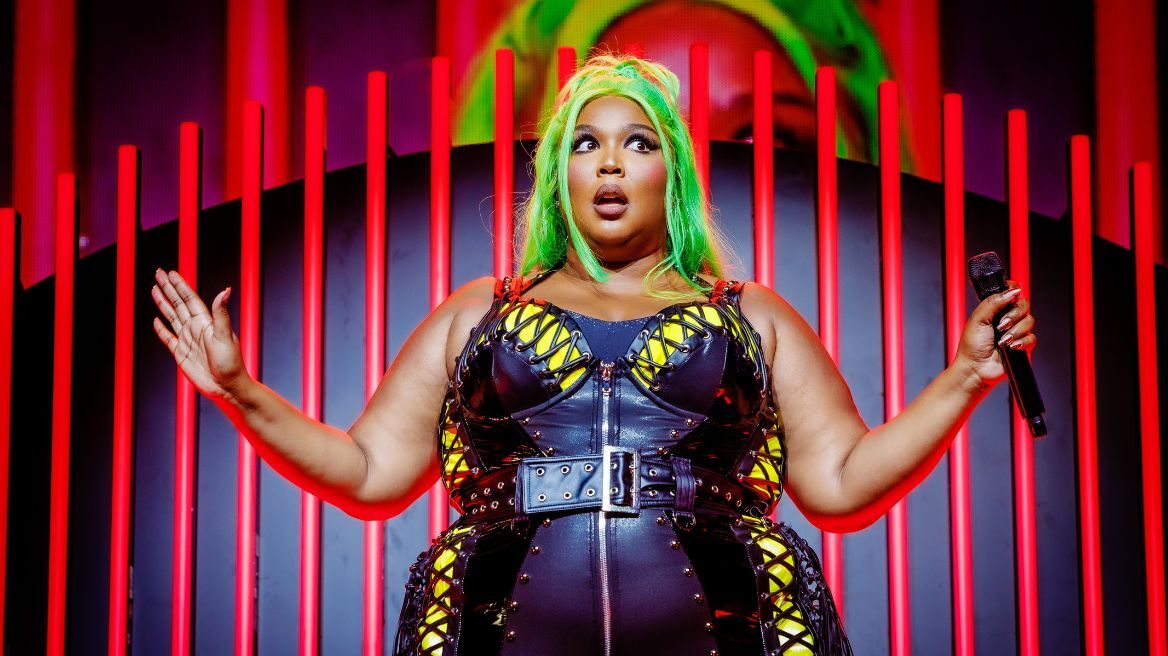 Lizzo: Άλλαξε γνώμη - Δεν παραιτείται από τη μουσική, αλλά από την αρνητική ενέργεια, όπως γράφει σε ανάρτησή της 