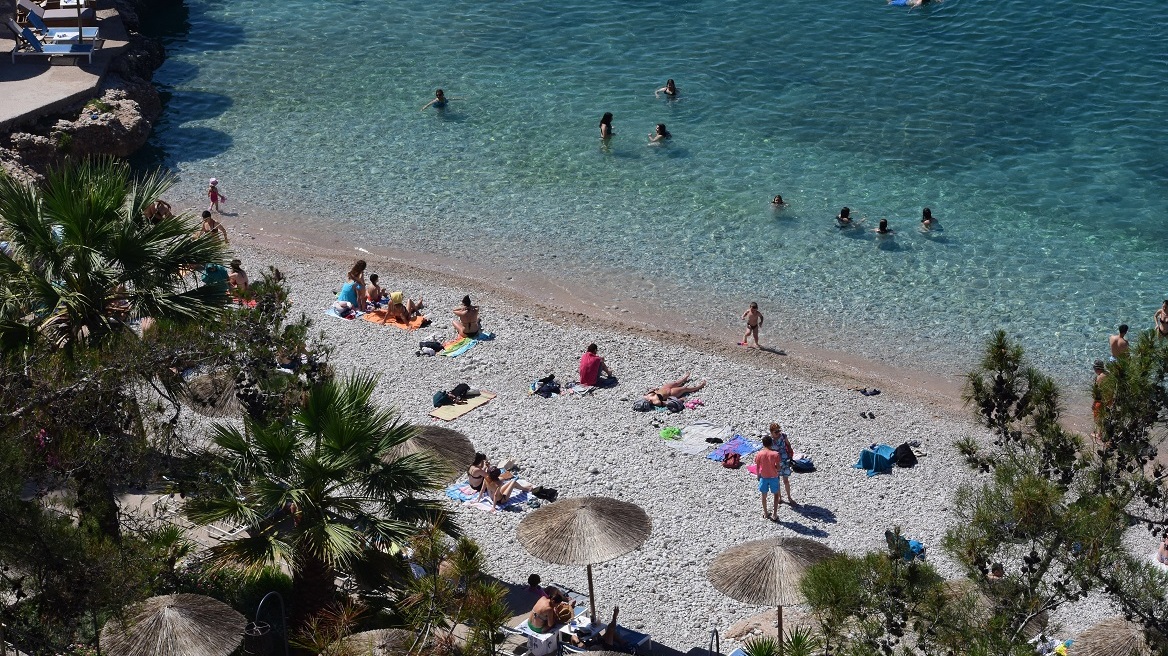 Καιρός: Πού άγγιξε τους 30°C το θερμόμετρο - Οι 8 περιοχές με τις υψηλότερες θερμοκρασίες