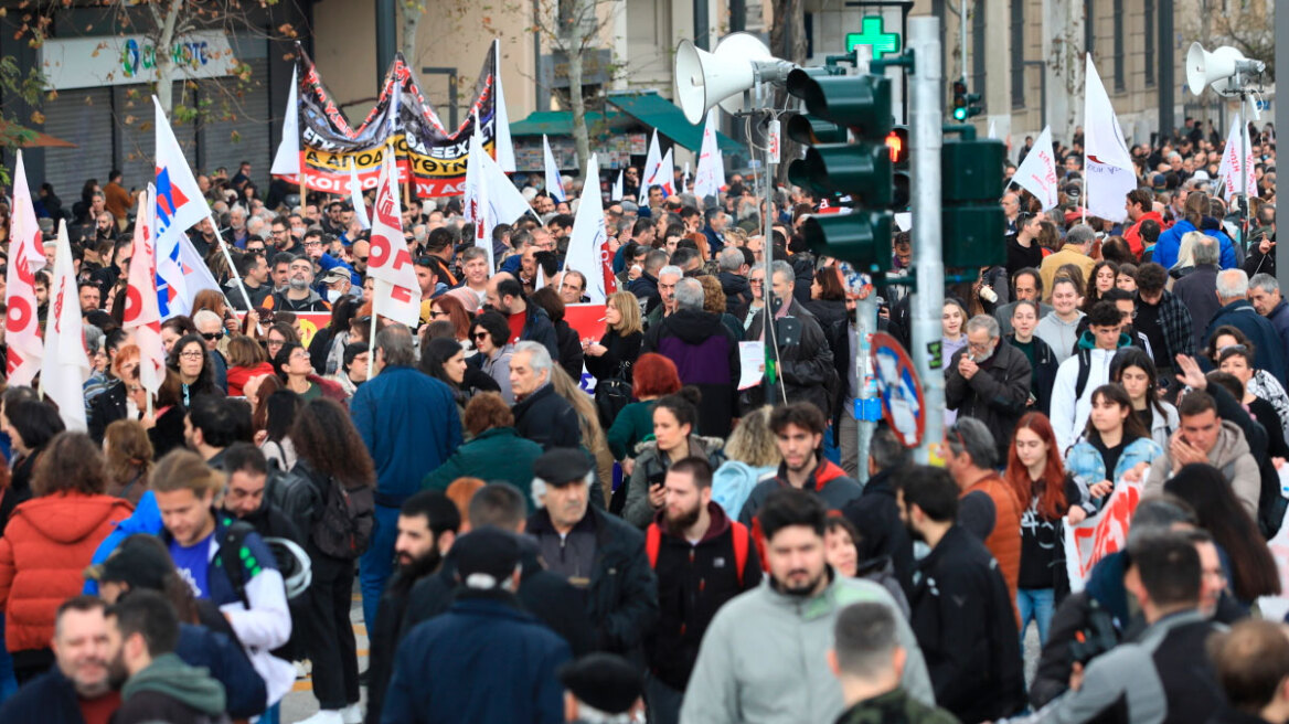 Απεργία την Τετάρτη - Ποιοι συμμετέχουν, πώς θα κινηθούν ταξί, μετρό, ηλεκτρικός και τραμ