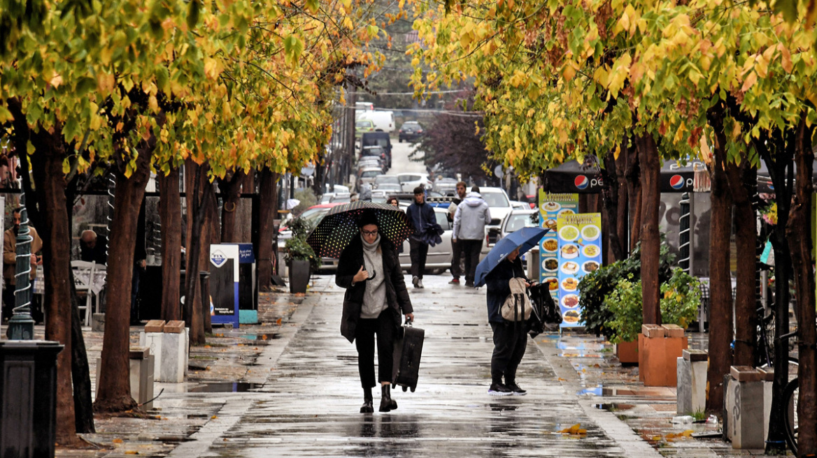 Καιρός: Φθινοπωρινό το σκηνικό και σήμερα - Ενισχύονται οι βοριάδες στο Αιγαίο 