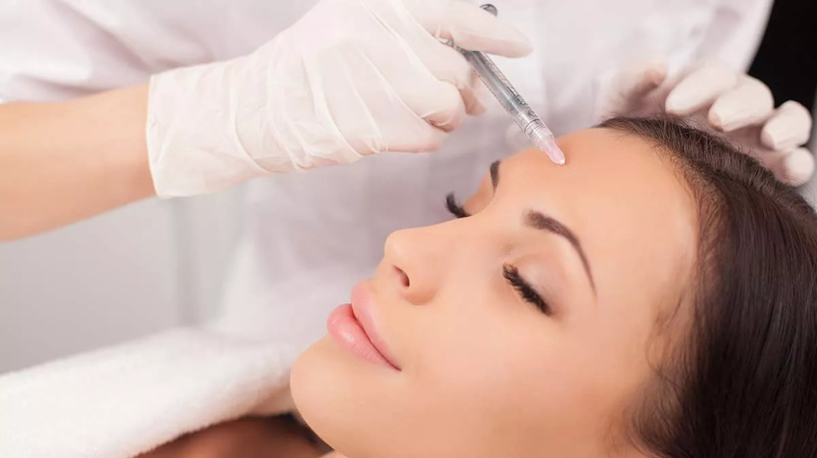 Botox: Ποιοι γιατροί επιτρέπεται να κάνουν τις «μαγικές» ενέσεις