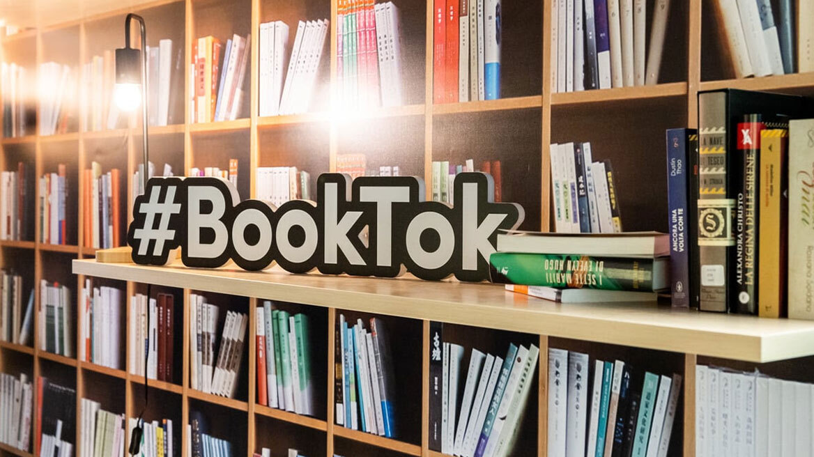 BookTok, η κυρίαρχη τάση για το βιβλίο από το TikTok