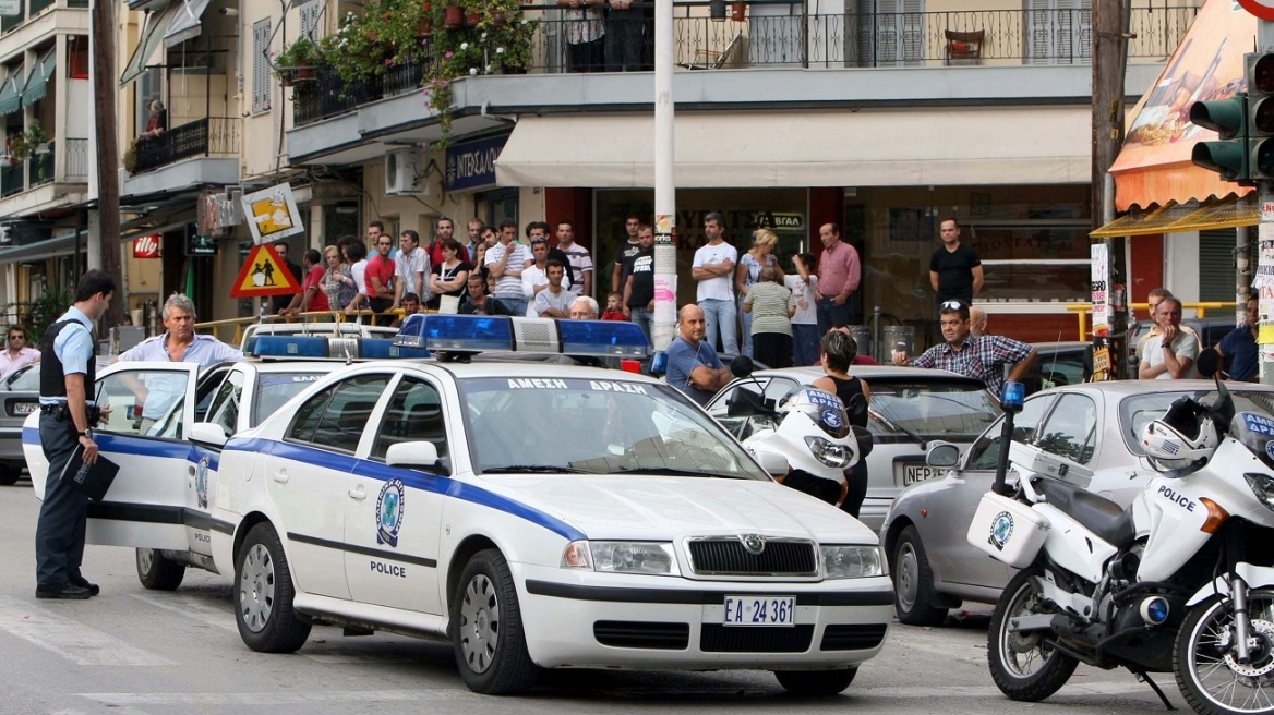 Θεσσαλονίκη: Νεκρός άνδρας που δέχθηκε πυροβολισμούς από διερχόμενο όχημα στη Σταυρούπολη