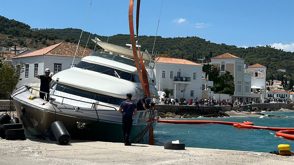 Σπέτσες: Σε εξέλιξη η επιχείρηση για τη ρυμούλκηση της θαλαμηγού που προσέκρουσε στην προβλήτα - Φωτογραφίες