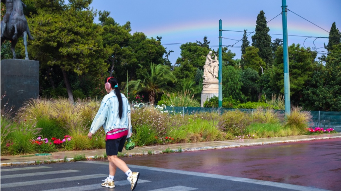 Καιρός: Βροχές μέχρι και αύριο, καλοκαιρινές θερμοκρασίες από την Πέμπτη 