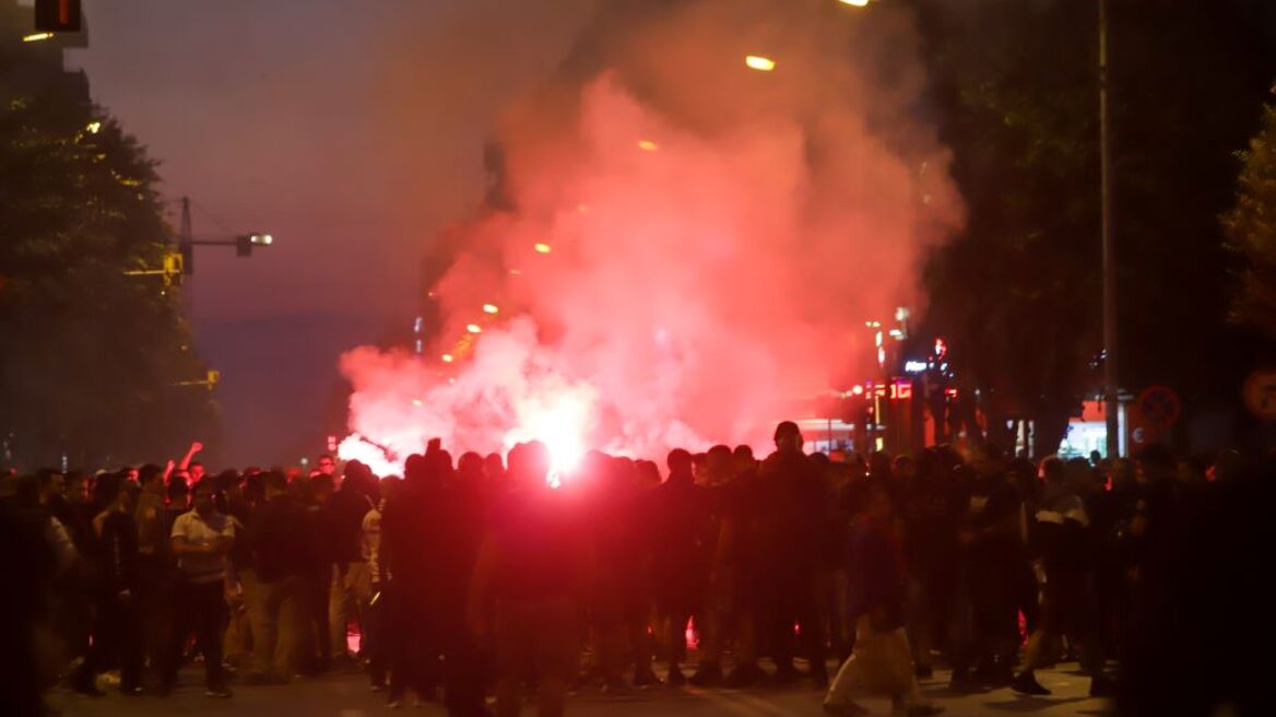 Συλλήψεις και απαγόρευση συγκεντρώσεων στη Θεσσαλονίκη υπό το φόβο επεισοδίων στο ντέρμπι Άρη-ΠΑΟΚ