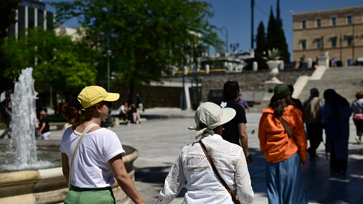 Καιρός: Προ των πυλών τριήμερος καύσωνας με 42άρια - Οι προβλέψεις των μετεωρολόγων