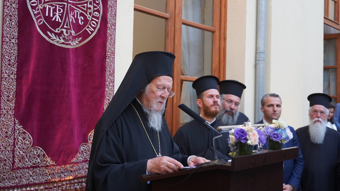 Το ανακαινισμένο κτήριο της ιστορικής Μαράσλειου Σχολής εγκαινίασε ο Βαρθολομαίος