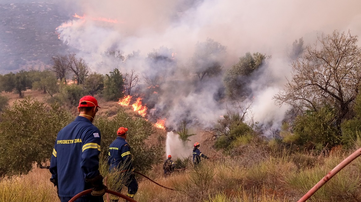 Πολύ υψηλός κίνδυνος πυρκαγιάς σε Αττική και Εύβοια την Τρίτη