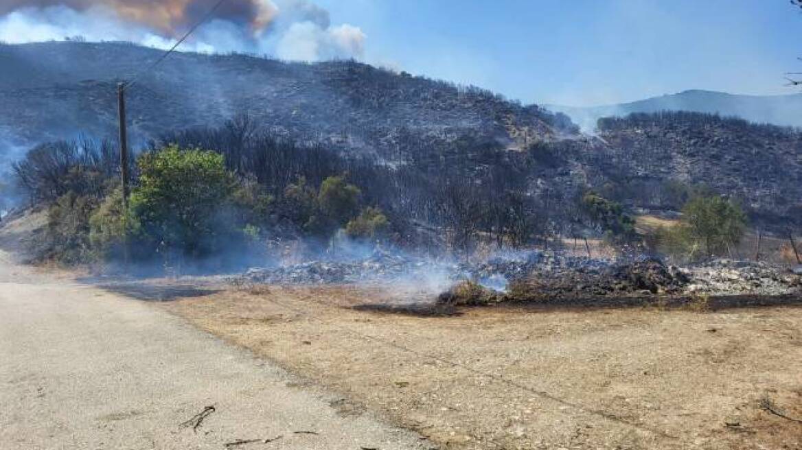 Μεγάλη φωτιά στην Αχαΐα, στον δήμο Ερυμάνθου - Τρεις φορές ήχησε το 112 για εκκένωση